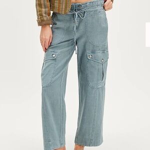FREE PEOPLE We The Free Park Ave Pants. Casual Cargo Utility Style Pants.